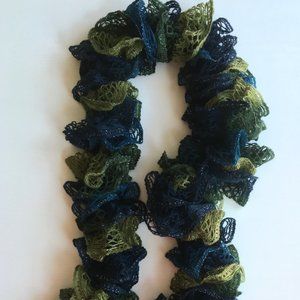 Ruffle scarf in blue/green with silver thread